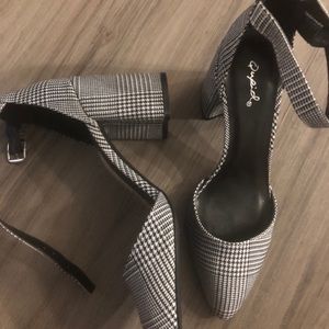 Plaid heels